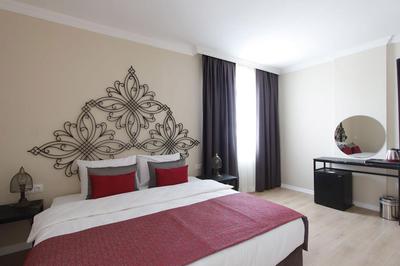 Azuu Suite Hotel