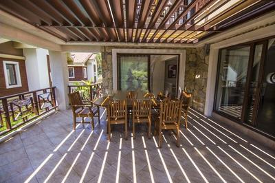 Villa Violet 1 by Villamnet