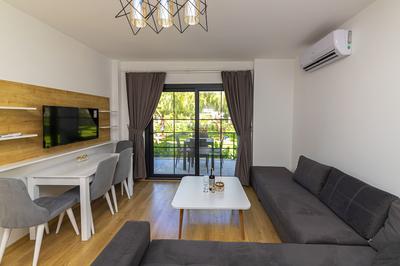 La Morada Suites