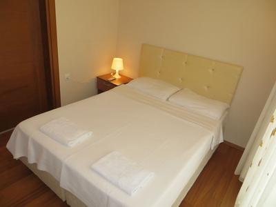 Stella Classic Apart