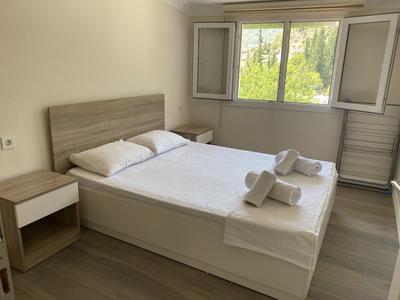 Mandalina Apart