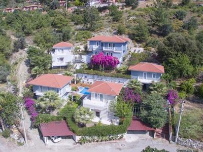 Villa Eslem by Villamnet