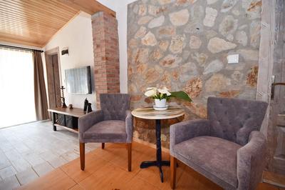 Villa Cansel by Helaltatilvillari