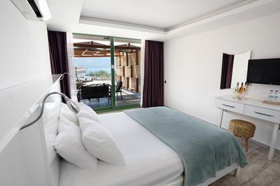 Greenbeach Hotel