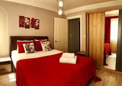 Sirena's Suites