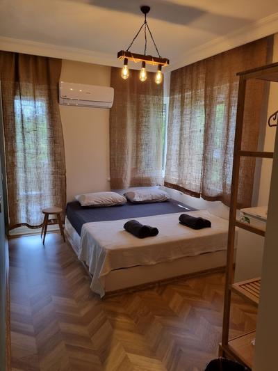 El Mundo Suites