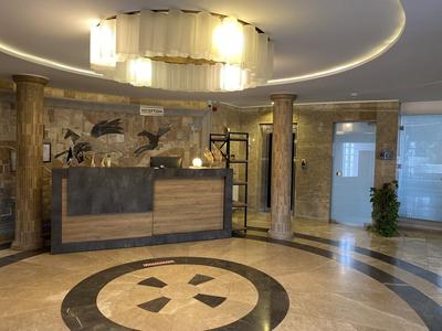 Blackmoon Villa Hotel
