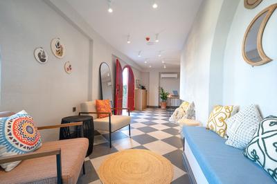 Reddoors Suites