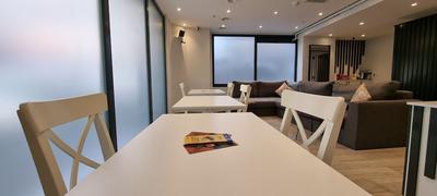 10M2 Hotel