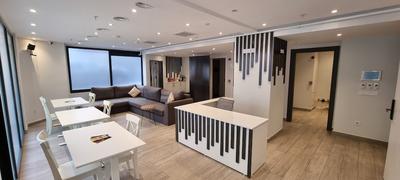 10M2 Hotel