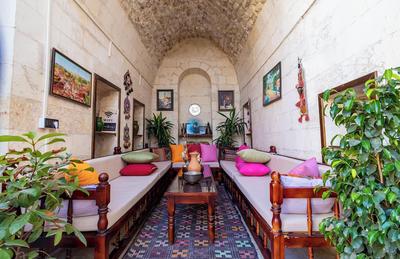 Nomad Inn Hotel