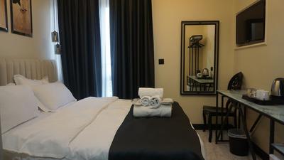Mana Airport Hotel