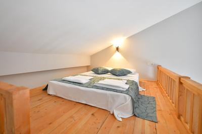 Red Moon Suites