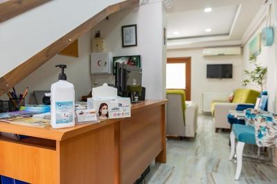 Merot Suites