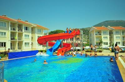Club Onat Garden