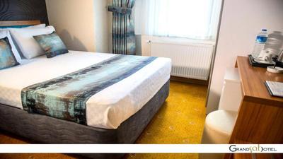 Zin Hotel