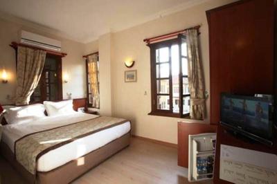 Castle Boutique Hotel