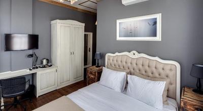 Loka Suites