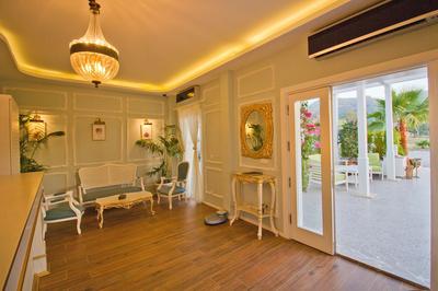 Poseidon Boutique Hotel  & Yacht Club