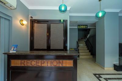Raymond Blue Hotel