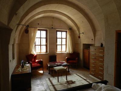Eagle Cave Inn