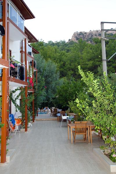 Pyara Hotel