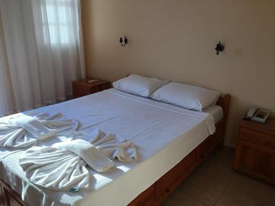 Mellis Beach Hotel