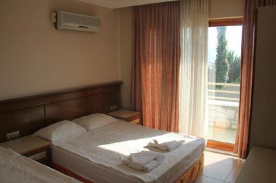 Yakamoz Restaurant & Pension