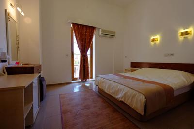 Flying Dutchman Hotel