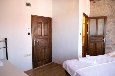 Mahzen Hotel