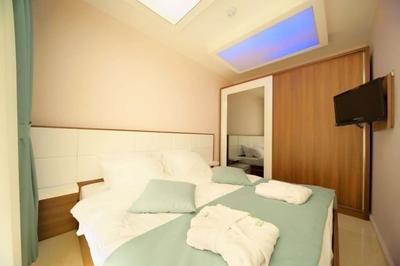 Evra Hotel Halal