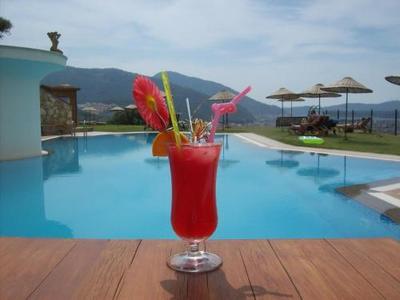 Sundial Hotel & Restaurant