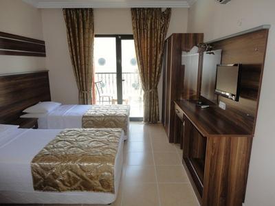 Club Ege Apart Hotel