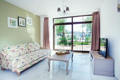 Mare Suites Hotel