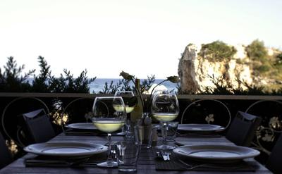 Mavi Beyaz Hotel & Beach Club
