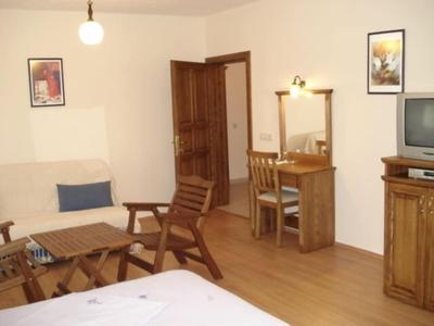 Nirvana Apart Hotel