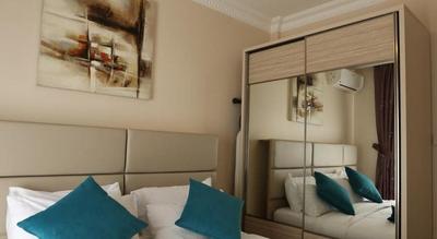 Overland Residence