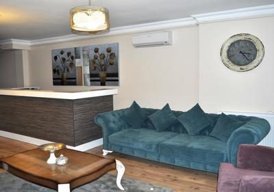 Overland Residence