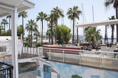 Double Inn Marina Hotel
