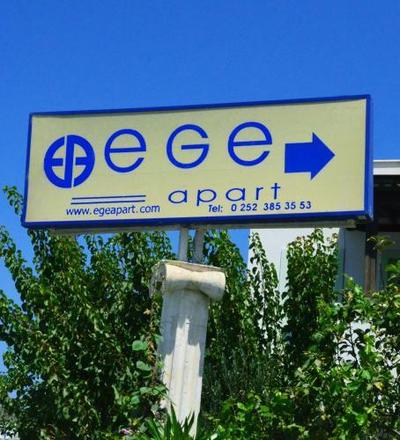 Ege Apartments