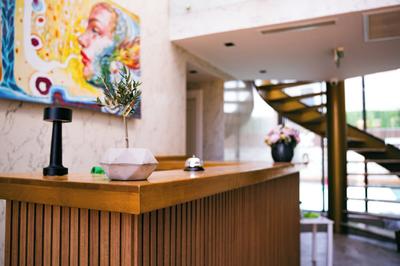 Sevilla Hotel & Lounge