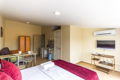 Roncalli Park Suites