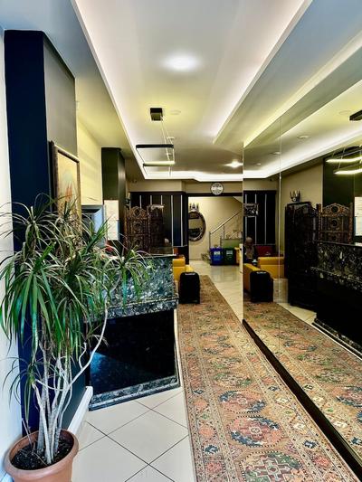 Nayla Hotel