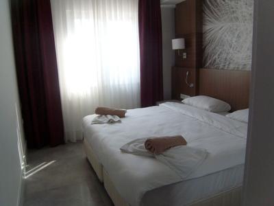 Marina Art Hotel