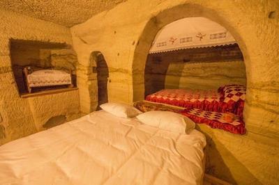 Natureland Cave Hotel