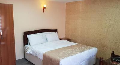 Zeyn Hotel