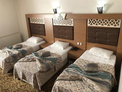 Grand Milan Hotel
