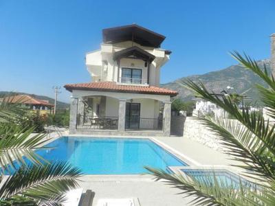 New Age Villa Cetin