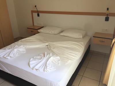 Kardesler Otel