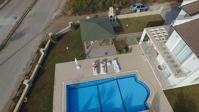 Lighthouse Tulip Villas